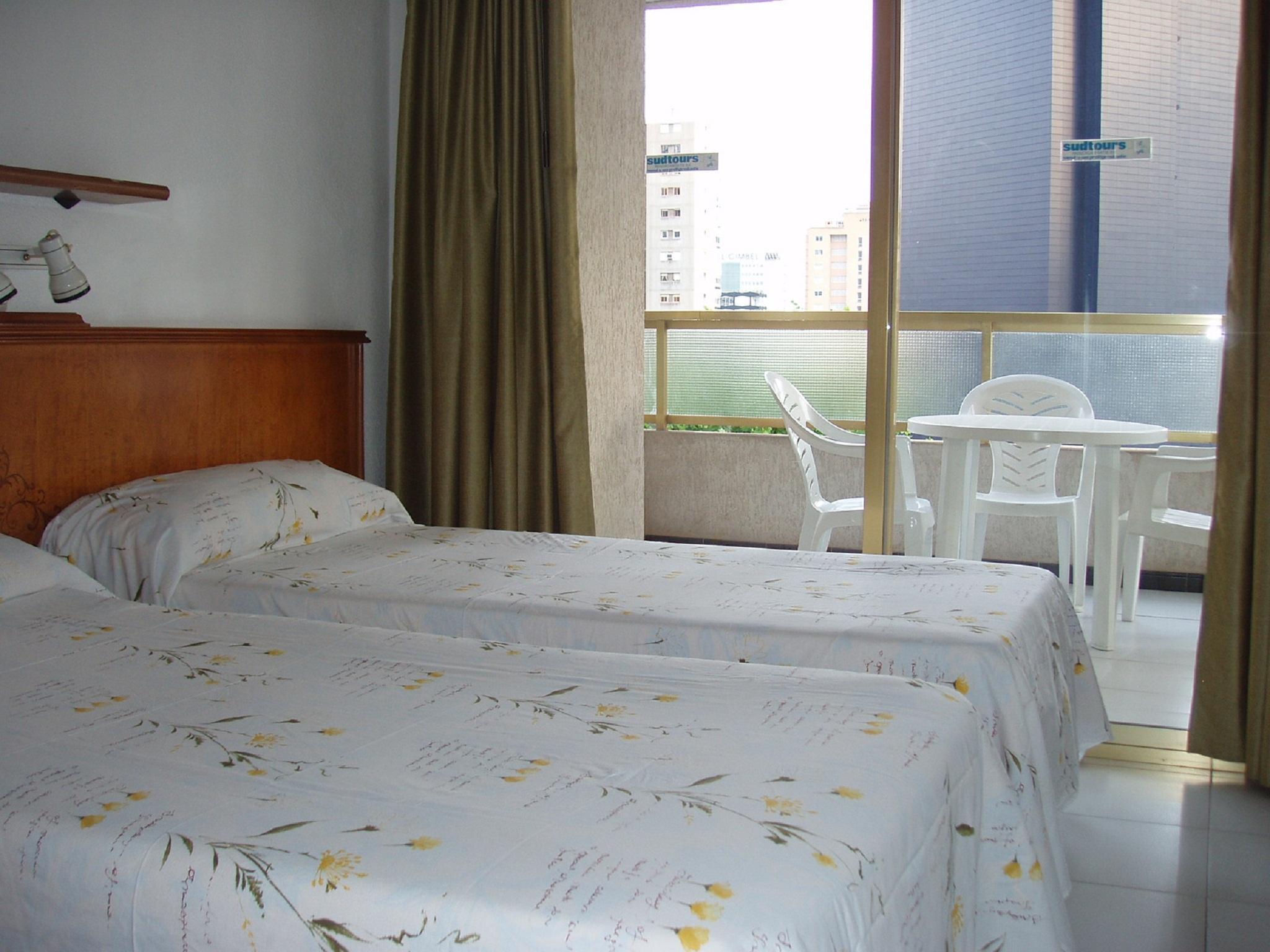 Apartamentos Maria Victoria Benidorm Bagian luar foto