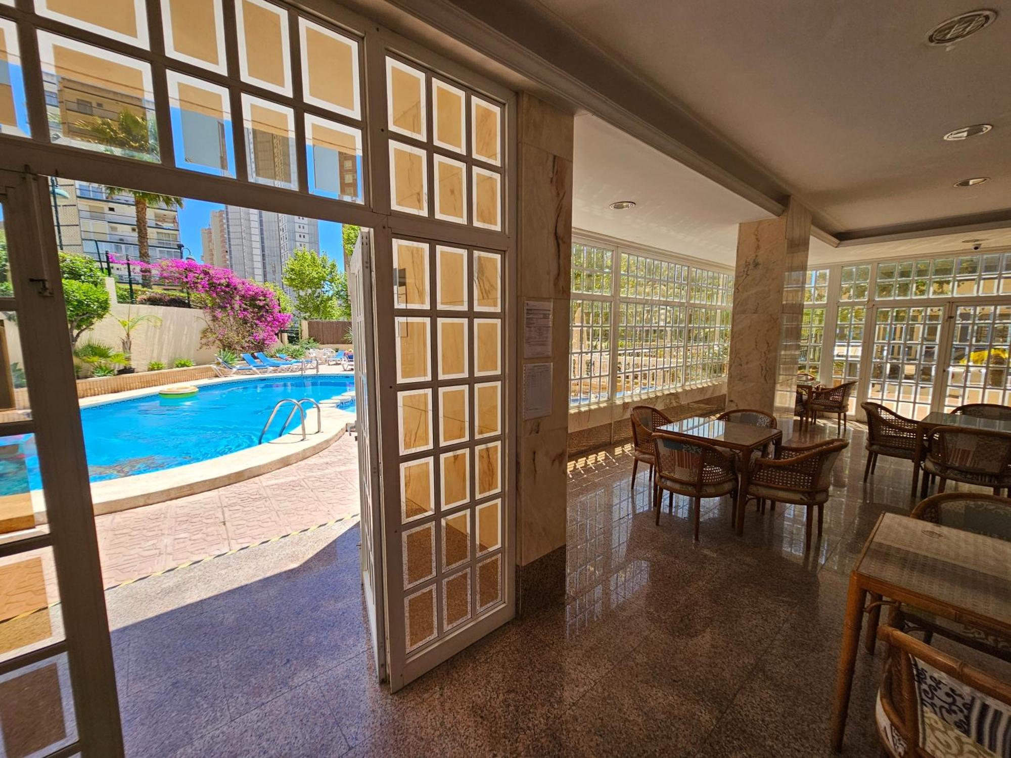 Apartamentos Maria Victoria Benidorm Bagian luar foto