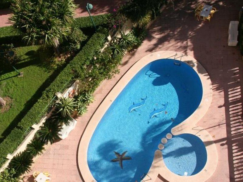 Apartamentos Maria Victoria Benidorm Bagian luar foto